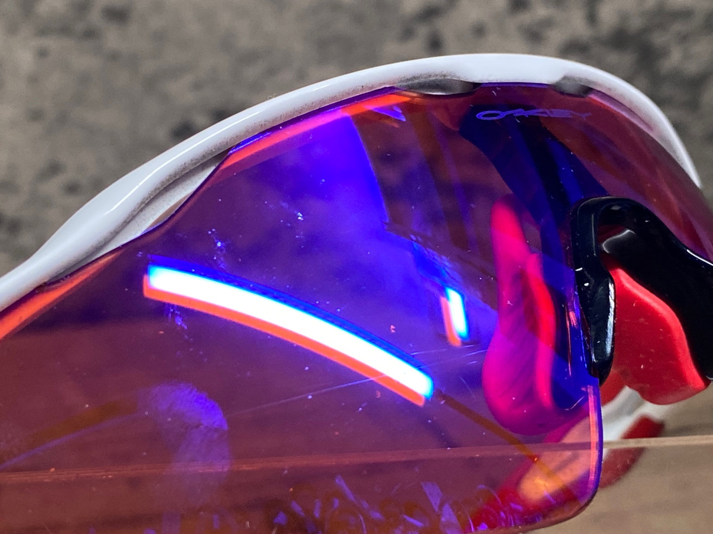 IW713 オークリー OAKLEY レーダーイーブイパス RADAR EV PATH サングラス アイウェア PRIZMレンズ 白 ケース付属 ※レンズに傷有り