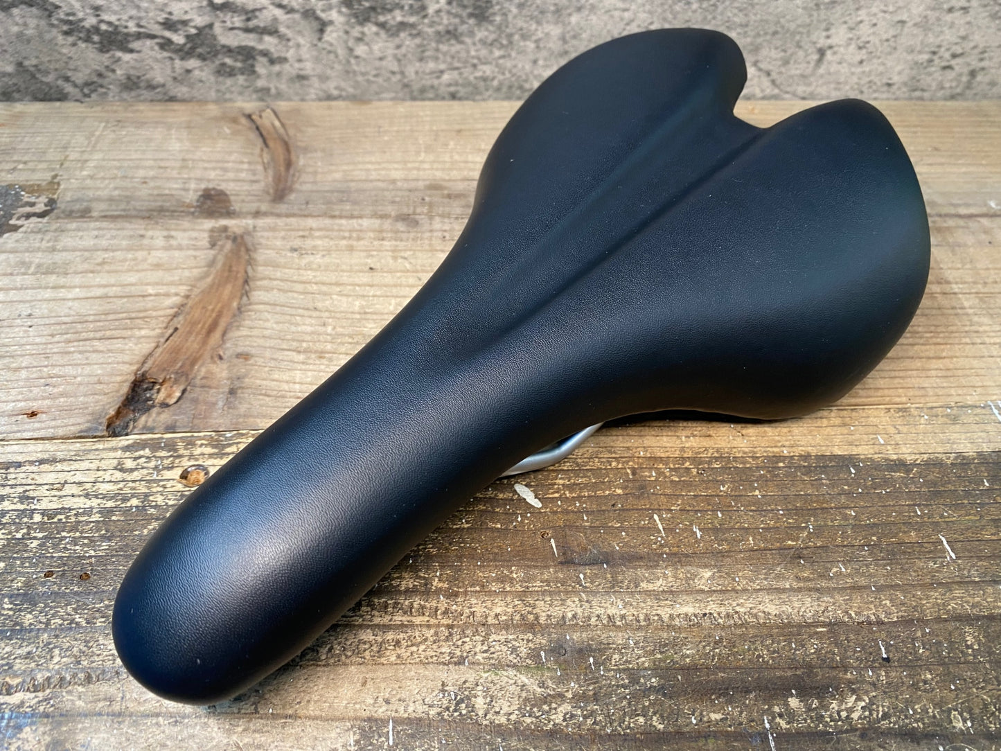 IW001 ジャイアント GIANT CONNECT COMFORT SADDLE サドル 黒 クロモリ