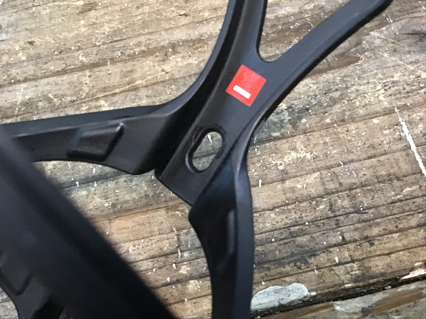 IR125 エリート ELITE LEGGERO CARBON カーボン ボトルケージ 黒 2個セット