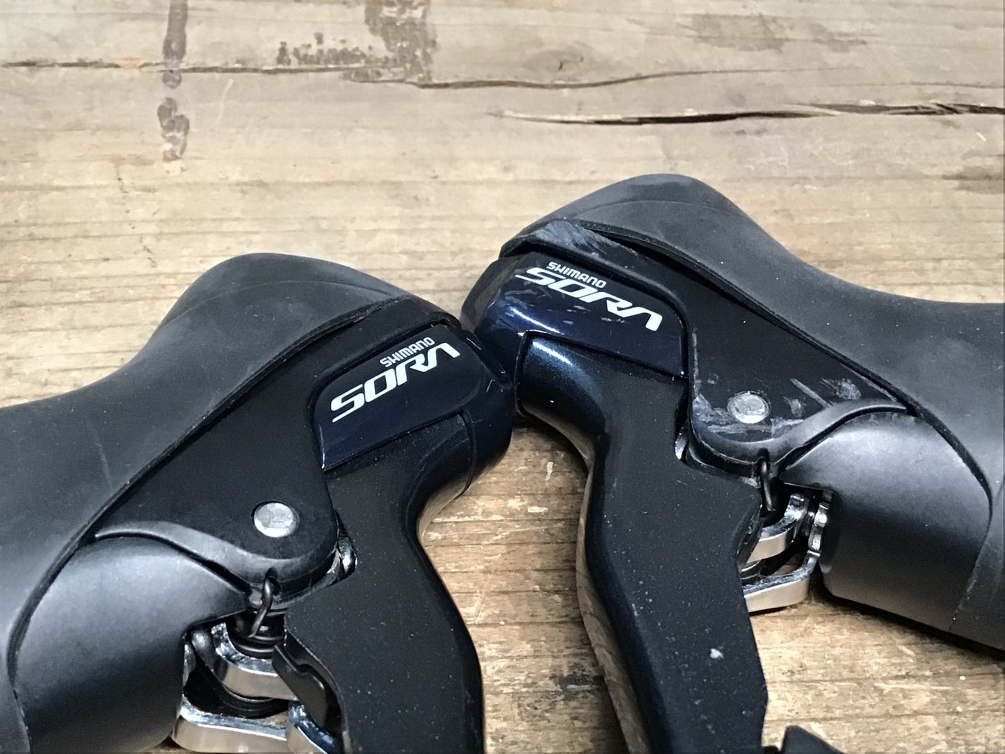 IS084 シマノ SHIMANO ソラ SORA ST-R3000 STIレバー 2x9S