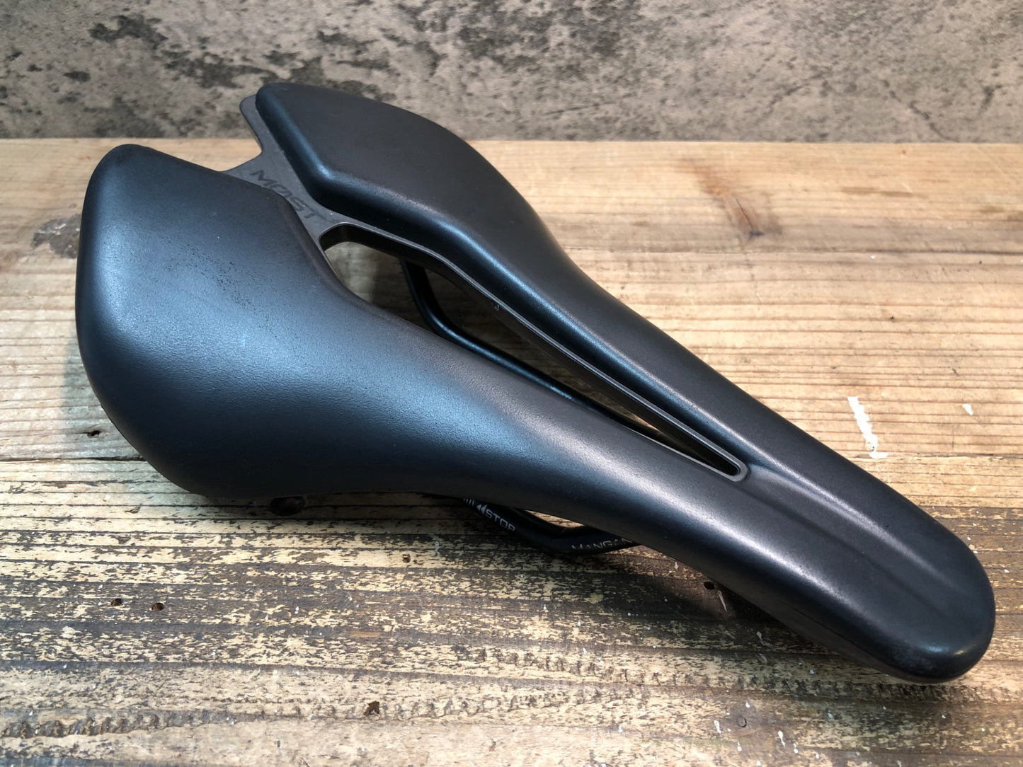 JB739 モスト MOST LYNX リンクス サドル MANGANESEレール 147mm