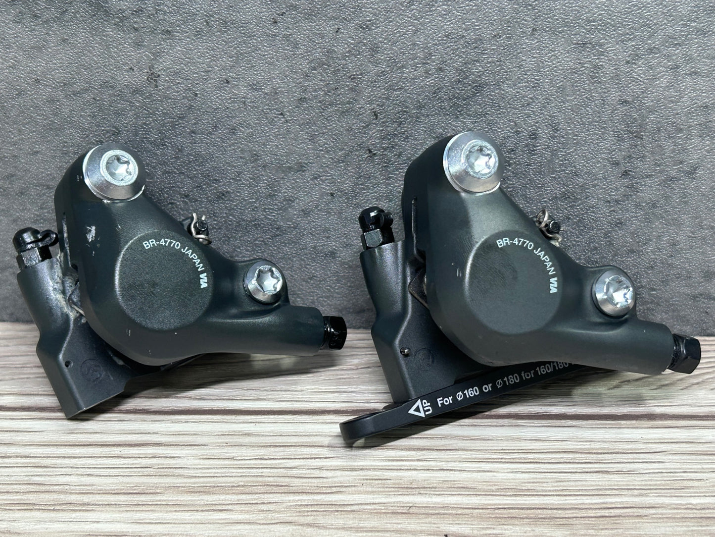 IS475 シマノ SHIMANO ティアグラ TIAGRA BR-4770 油圧ディスクブレーキ キャリパー 前後セット