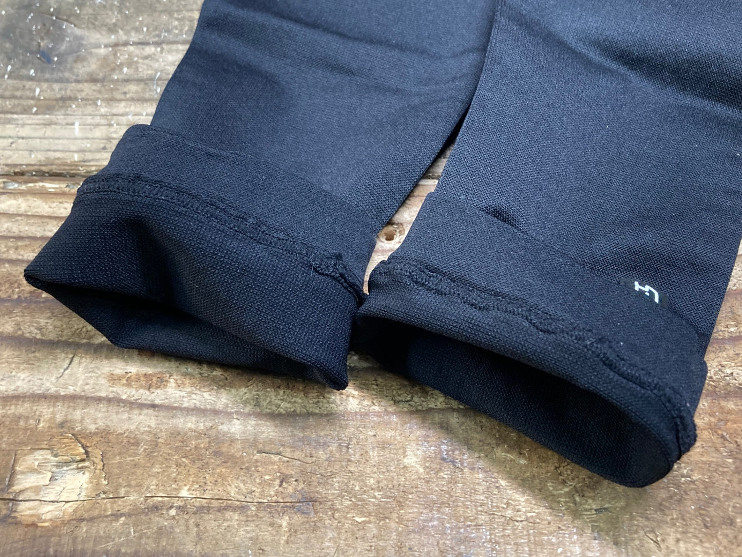 IT620 アソス assos レッグカバー 黒 SIZE O