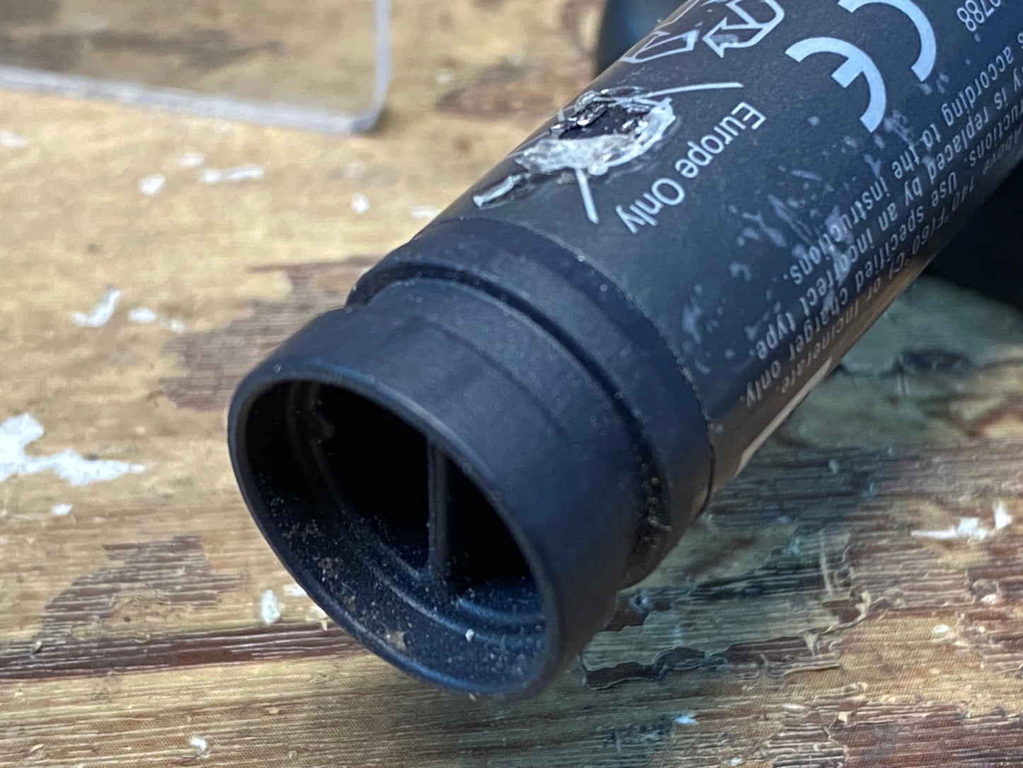 IM840 シマノ SHIMANO SM-BTR2 ビルトインバッテリー Di2 電動 動作確認済