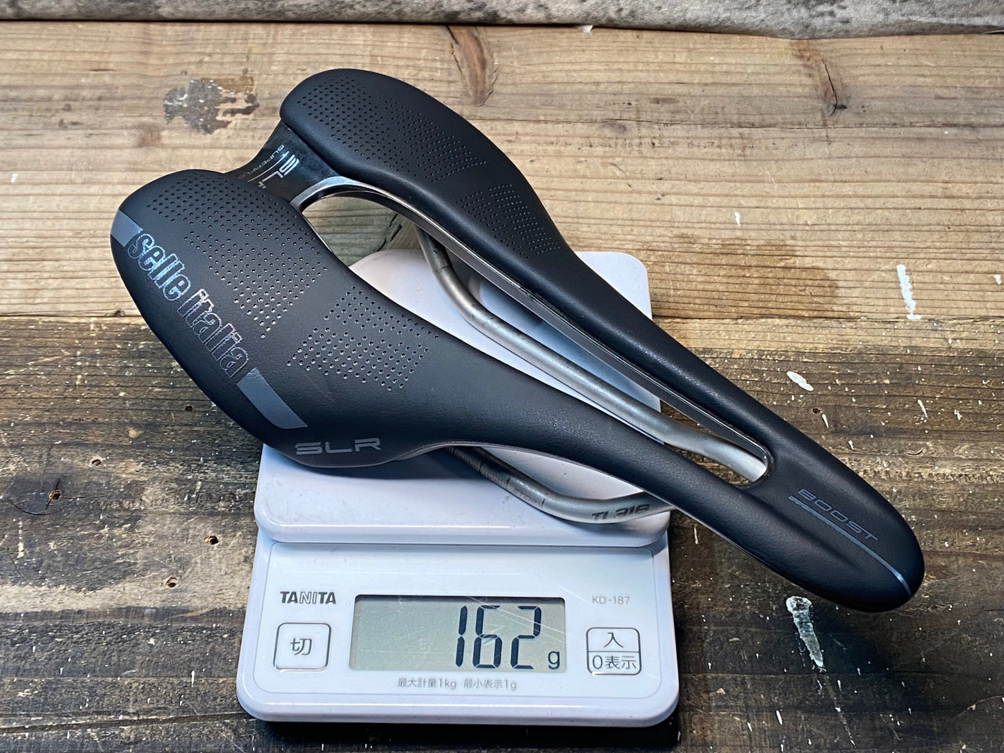 IR705 セライタリア selle italia SLR SUPERFLOW BOOST サドル 黒 130 Ti316レール