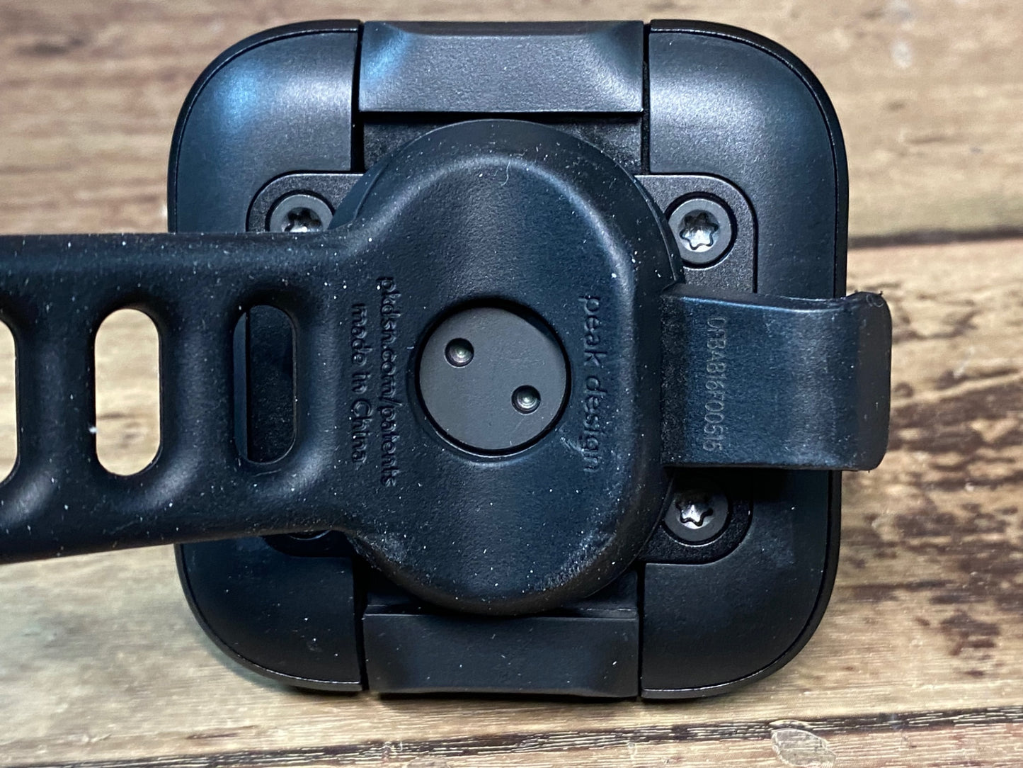 IK443 ピークデザイン PEAK DESIGN UNIVERSAL BAR MOUNT バンド式 マウント