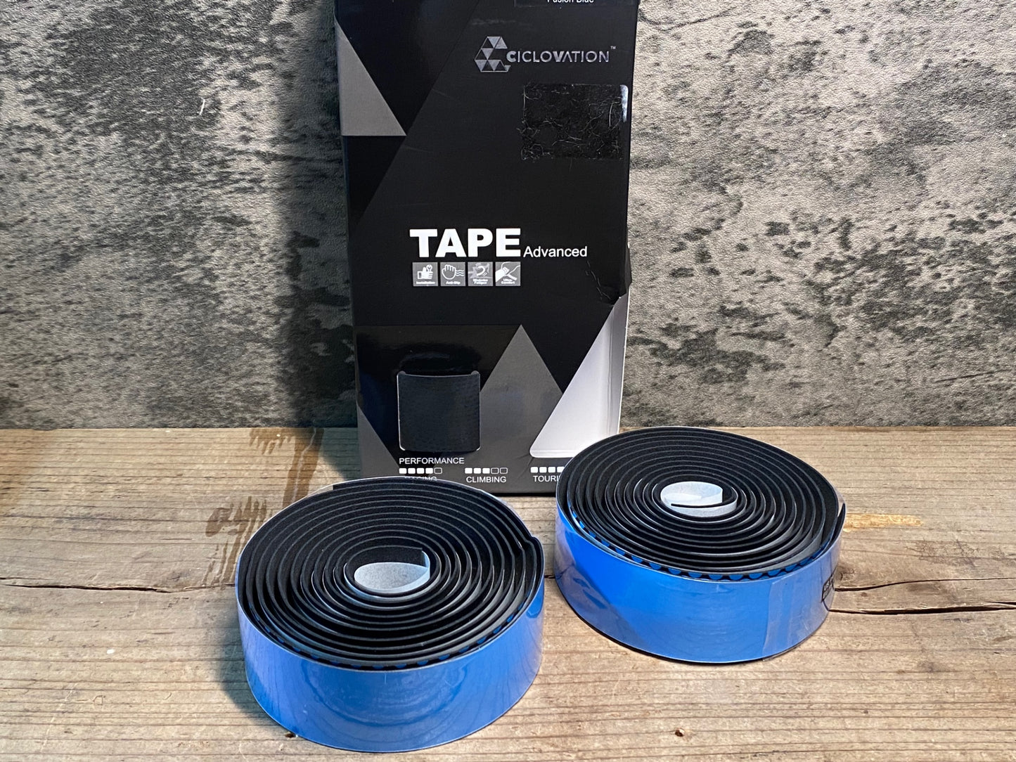IY060 シクロベイション CICLOVATION LEATHER TOUCH バーテープ 青 黒