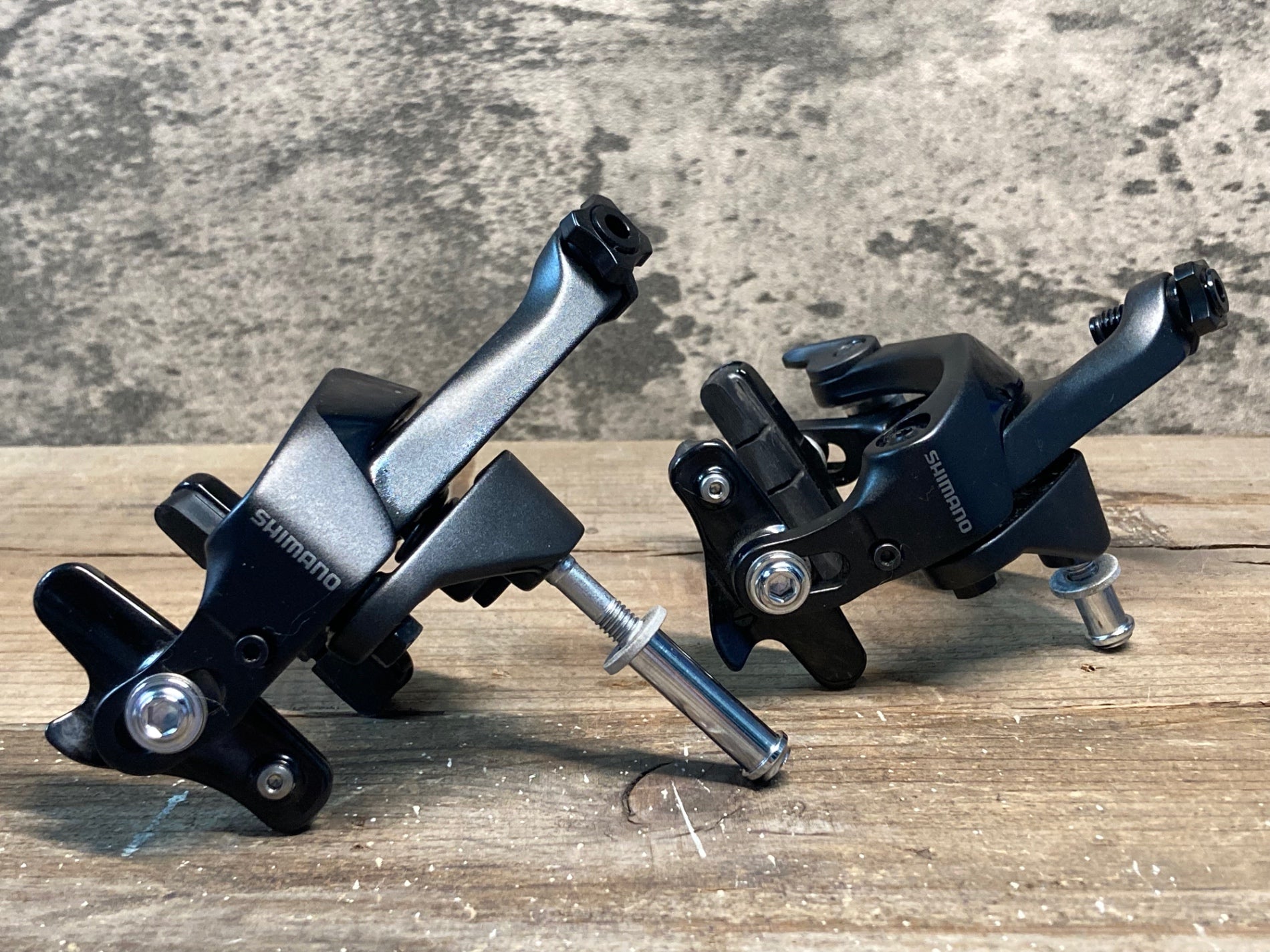 IO627 シマノ SHIMANO アルテグラ ULTEGRA BR-R8100 キャリパー