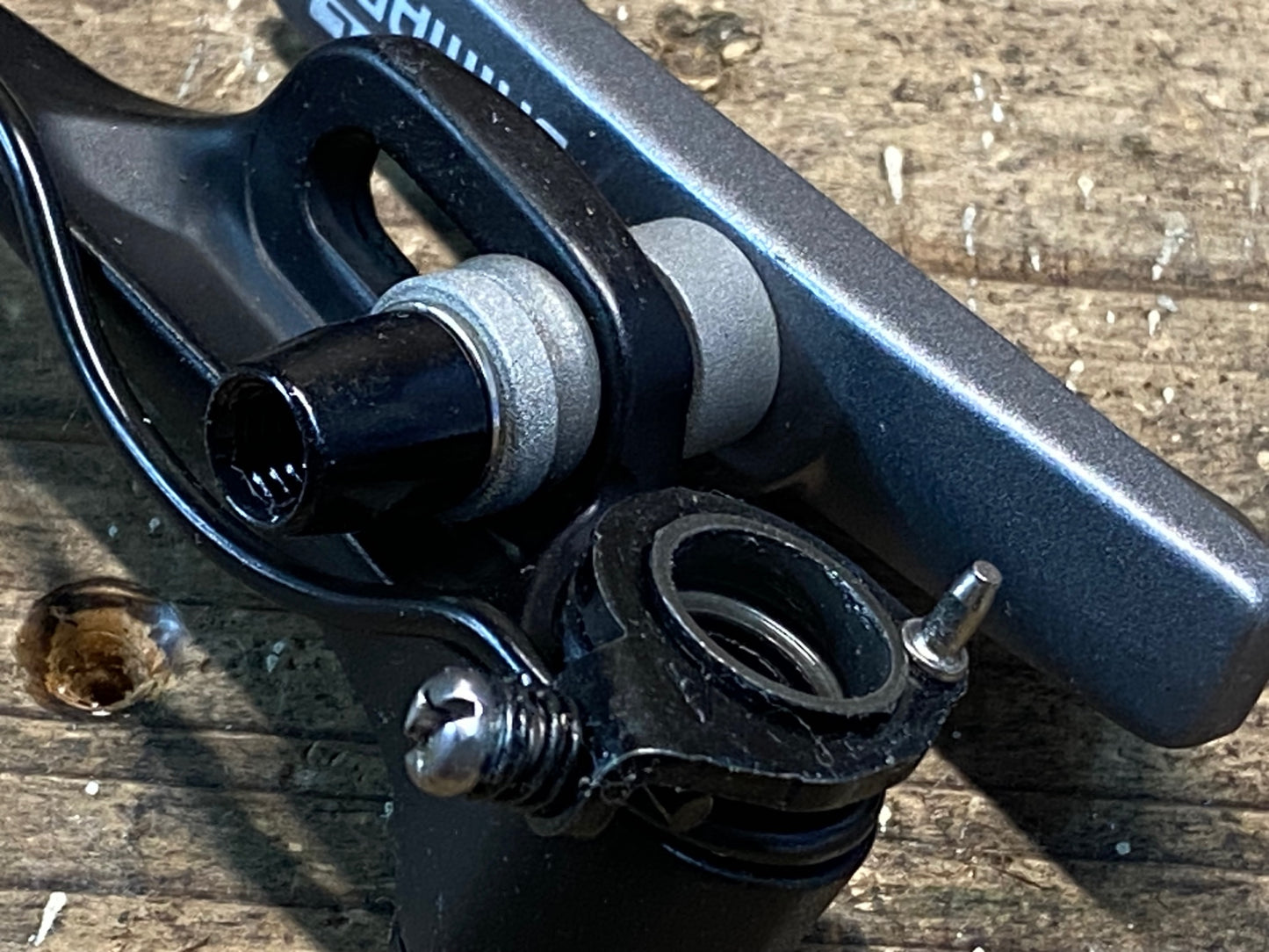 IR369 シマノ SHIMANO ALIVIO BR-T4010 Vブレーキリア 黒