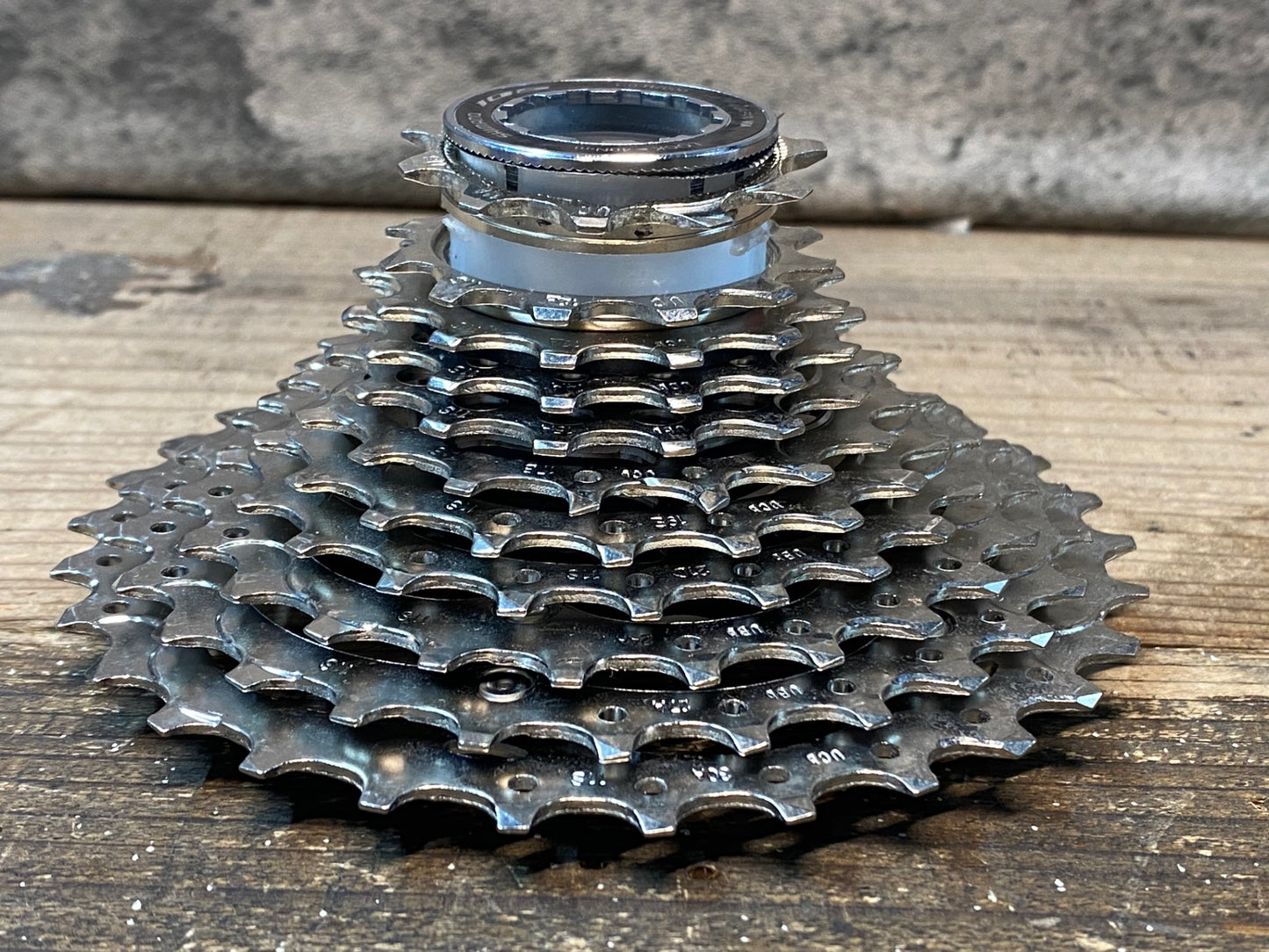 IS860 シマノ SHIMANO 105 CS-R7000 スプロケット 11/30T 11s