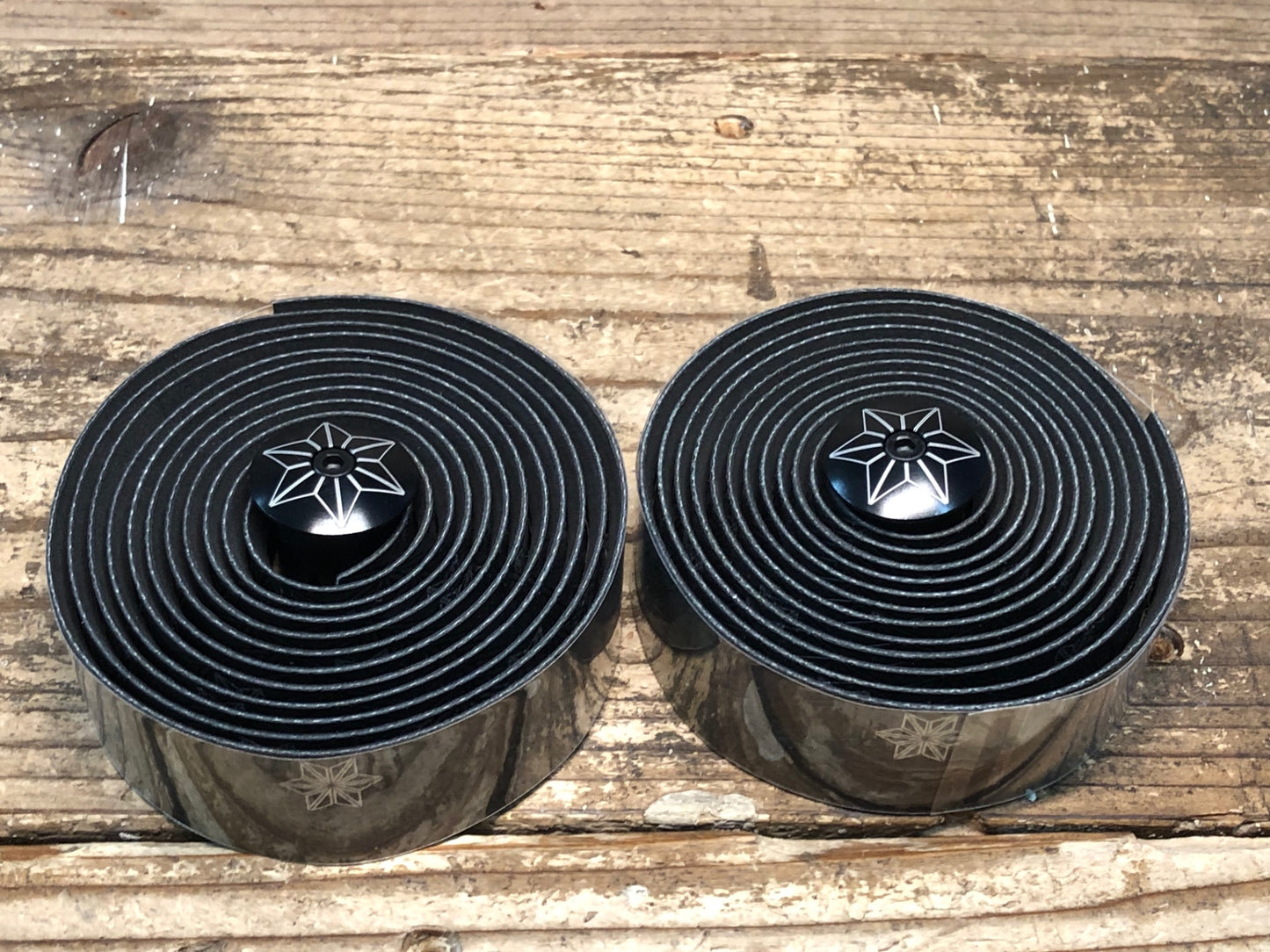 JC102 スパカズ SUPACAZ スーパースティッキークッシュ SUPER STICKY KUSH バーテープ 黒