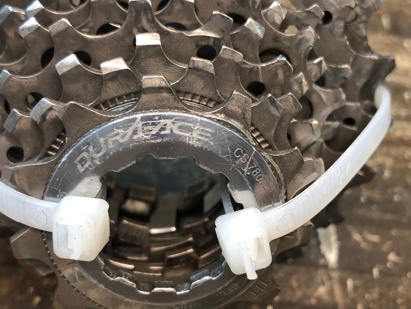 IY399 シマノ SHIMANO デュラエース DURA-ACE CS-7800 スプロケット 12-23T 10S