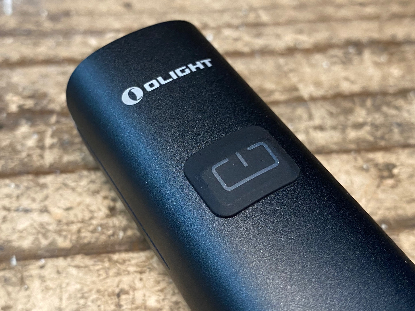 IU830 オーライト OLIGHT RN 1500 LED フロントライト ※点灯確認済