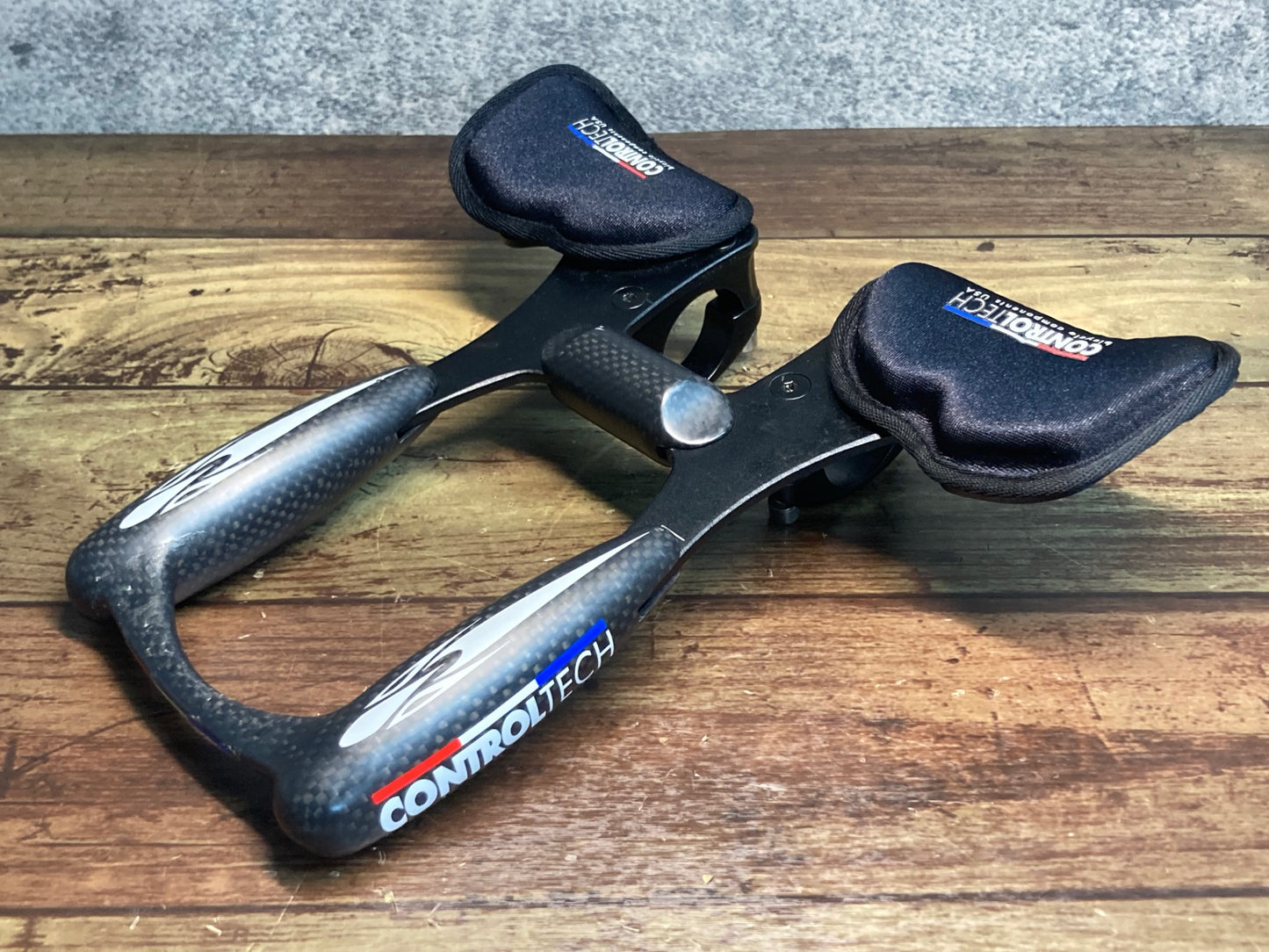 IV477 コントロールテック CONTROL TECH AERO DH BAR DHバー Φ31.8