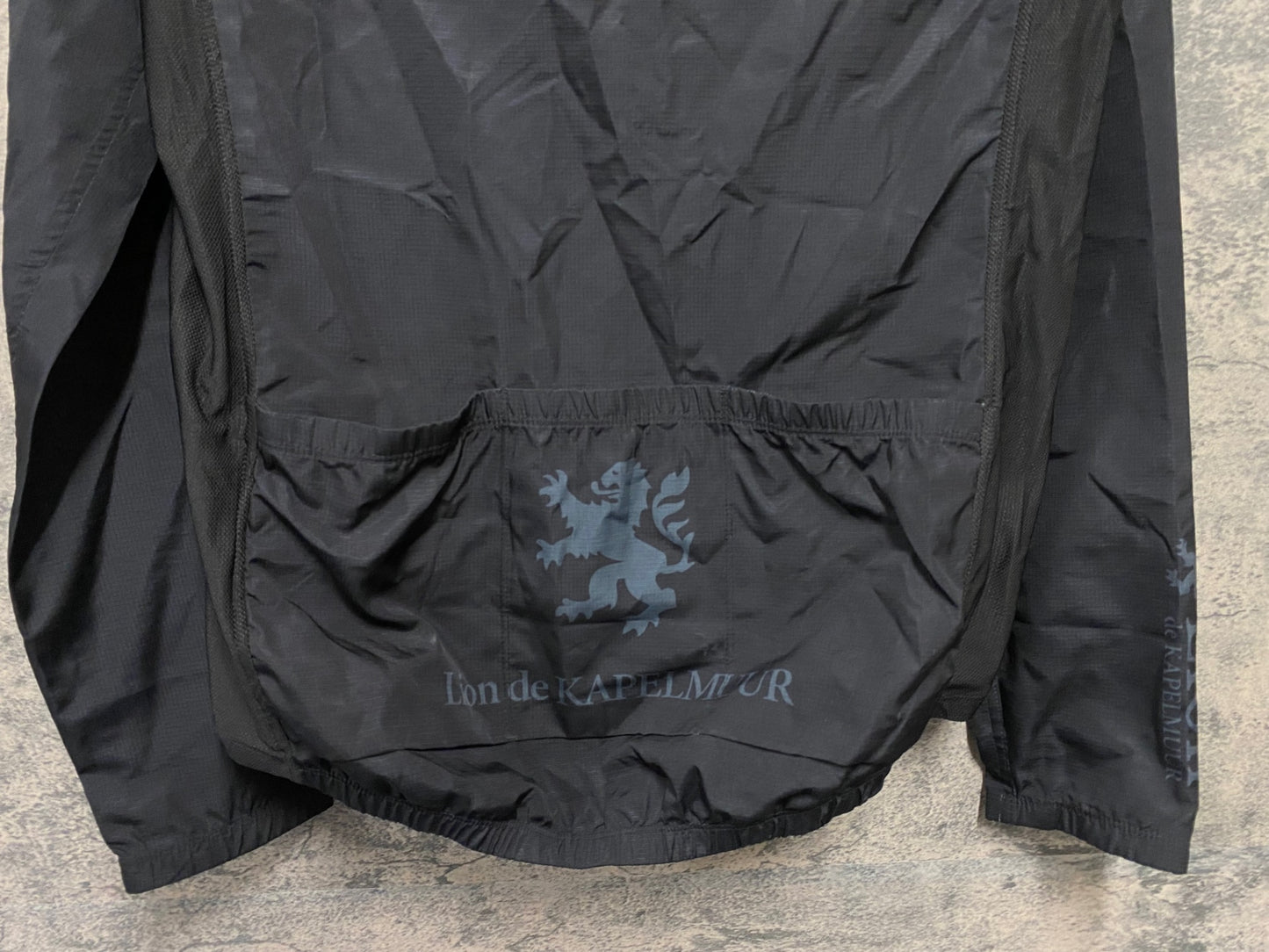 JB224 リオンドカペルミュール Lion de KAPELMUUR 長袖 ウィンドブレーカー 黒 M