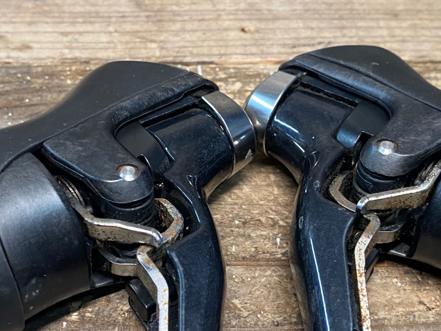 IT419 シマノ SHIMANO アルテグラ ULTEGRA ST-6800 STIレバーセット 2×11S 錆あり