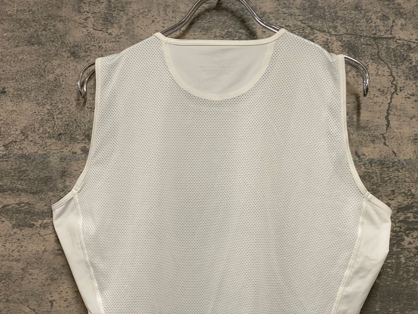 JB023 ラファ Rapha PRO TEAM BASE LAYER - SLEEVELESS ノースリーブ ベースレイヤー 白 L