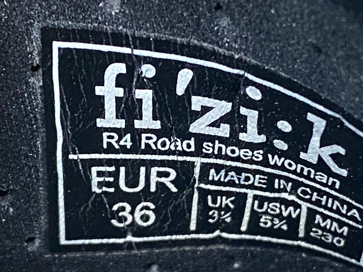 IR846 フィジーク FIZIK R4 ROAD SHOES WOMEN ビンディングシューズ SPD-SL 白 EU36
