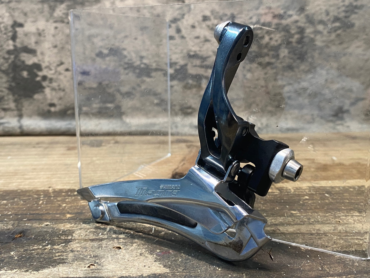 IS705 シマノ SHIMANO ティアグラ Tiagra FD-4700 フロントディレイラー 直付