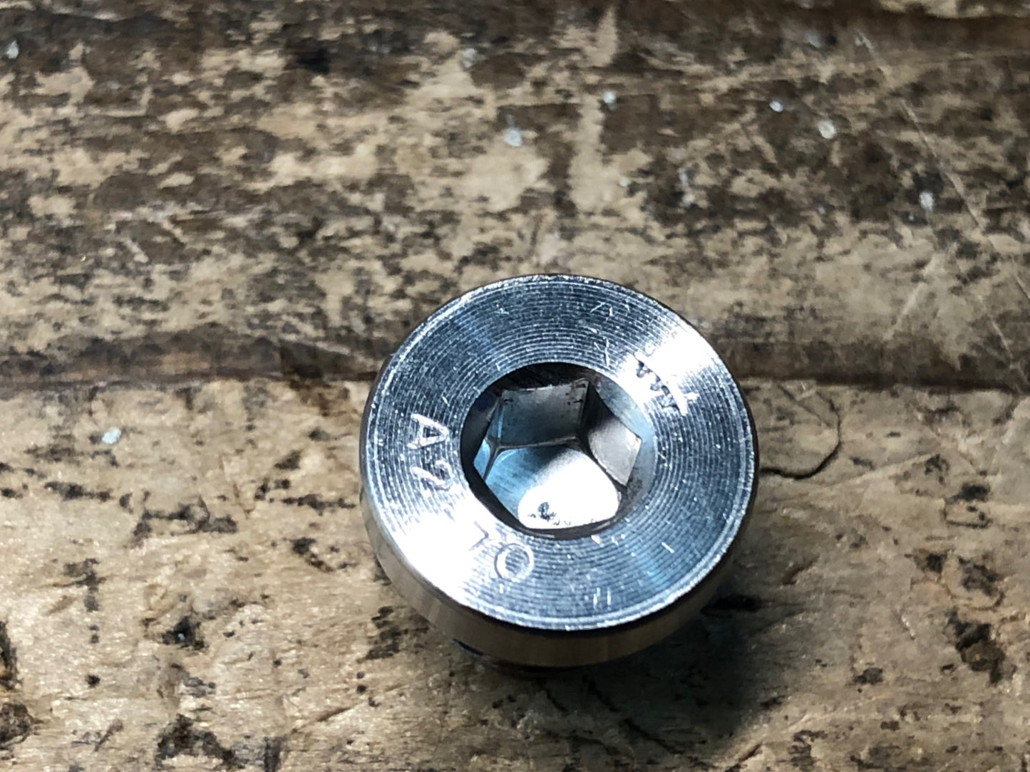 IE295 ウルフトゥース WOLFTOOTH ロードリンク ROADLINK