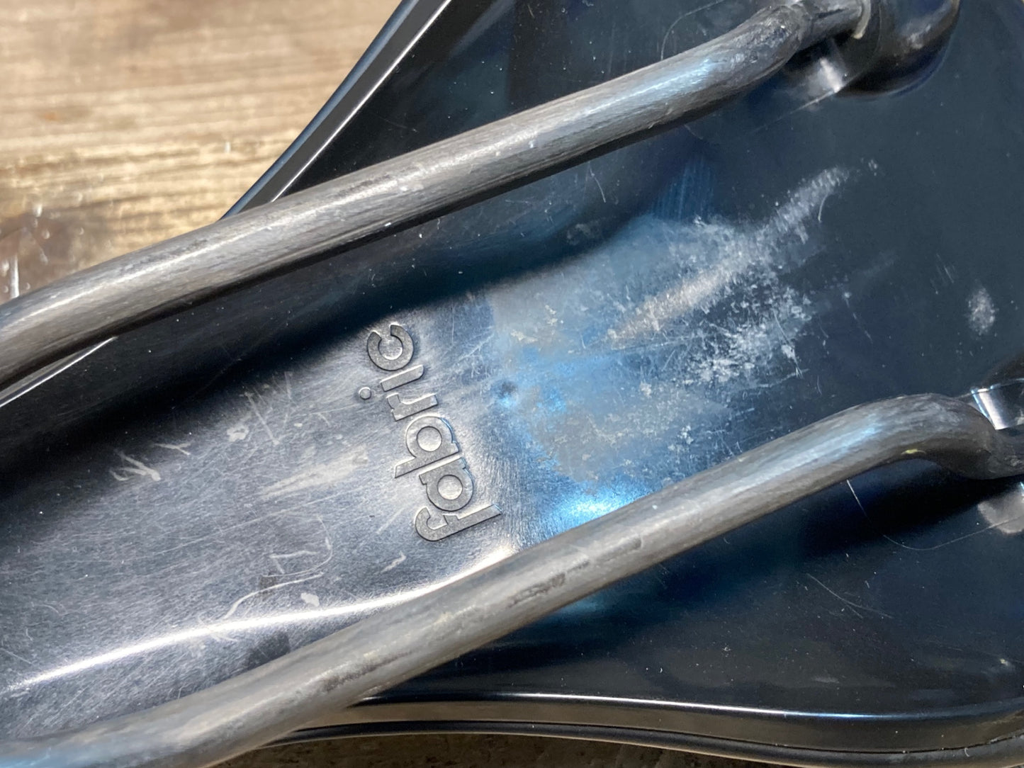 IZ277 ファブリック fabric SCOOP PRO TEAM SHALLOW サドル 黒 140mm カーボンレール