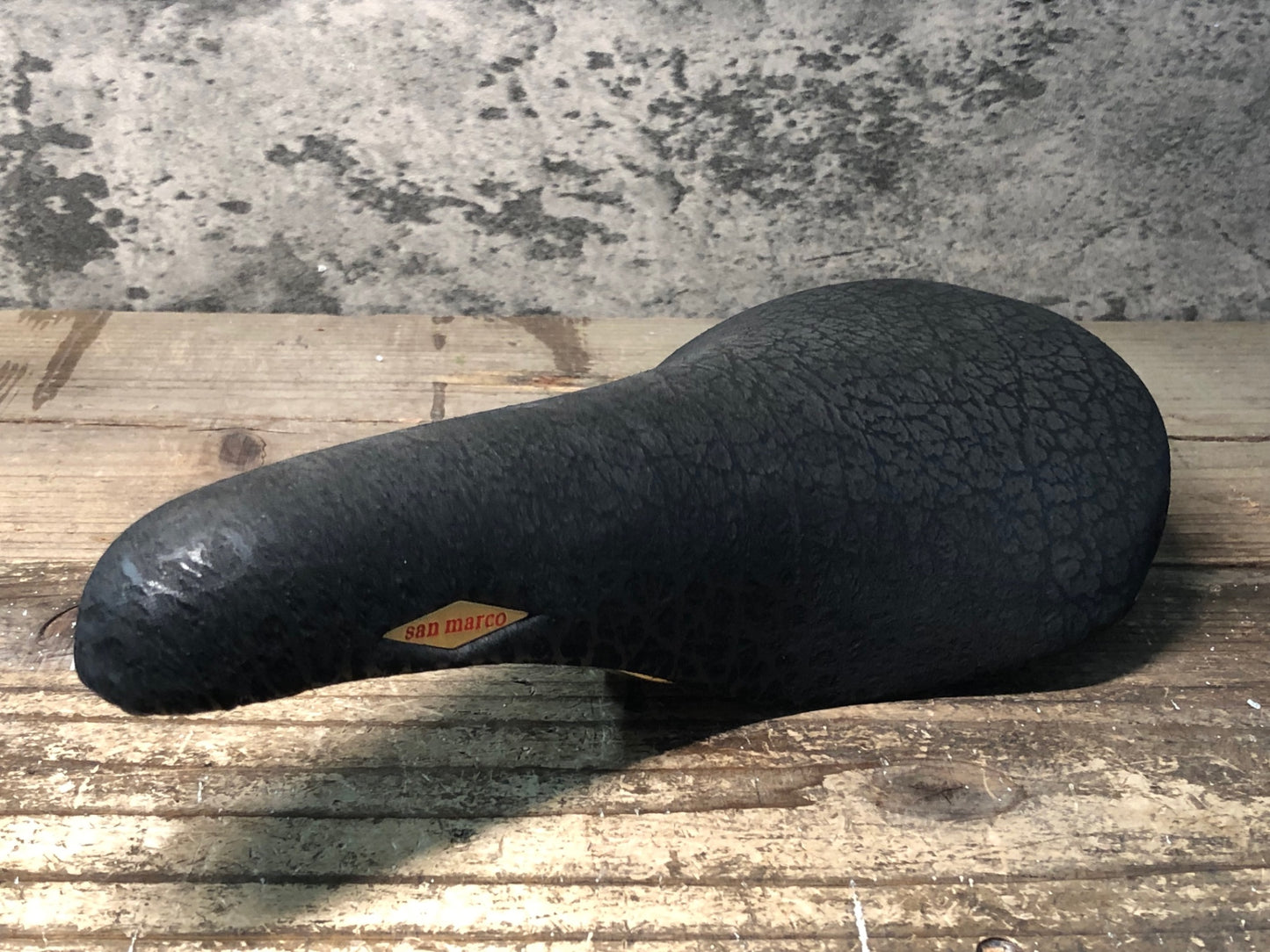 IY861 サンマルコsan marco ロルス Rolls サドル 黒