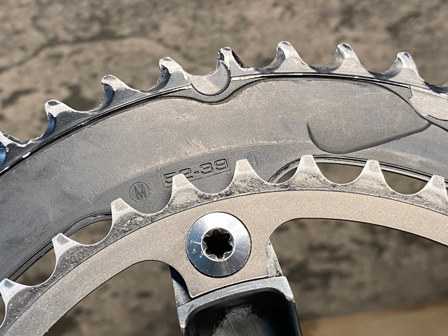 IQ399 シマノ SHIMANO アルテグラ ULTEGRA FC-6700 クランクセット 170mm 52/39T