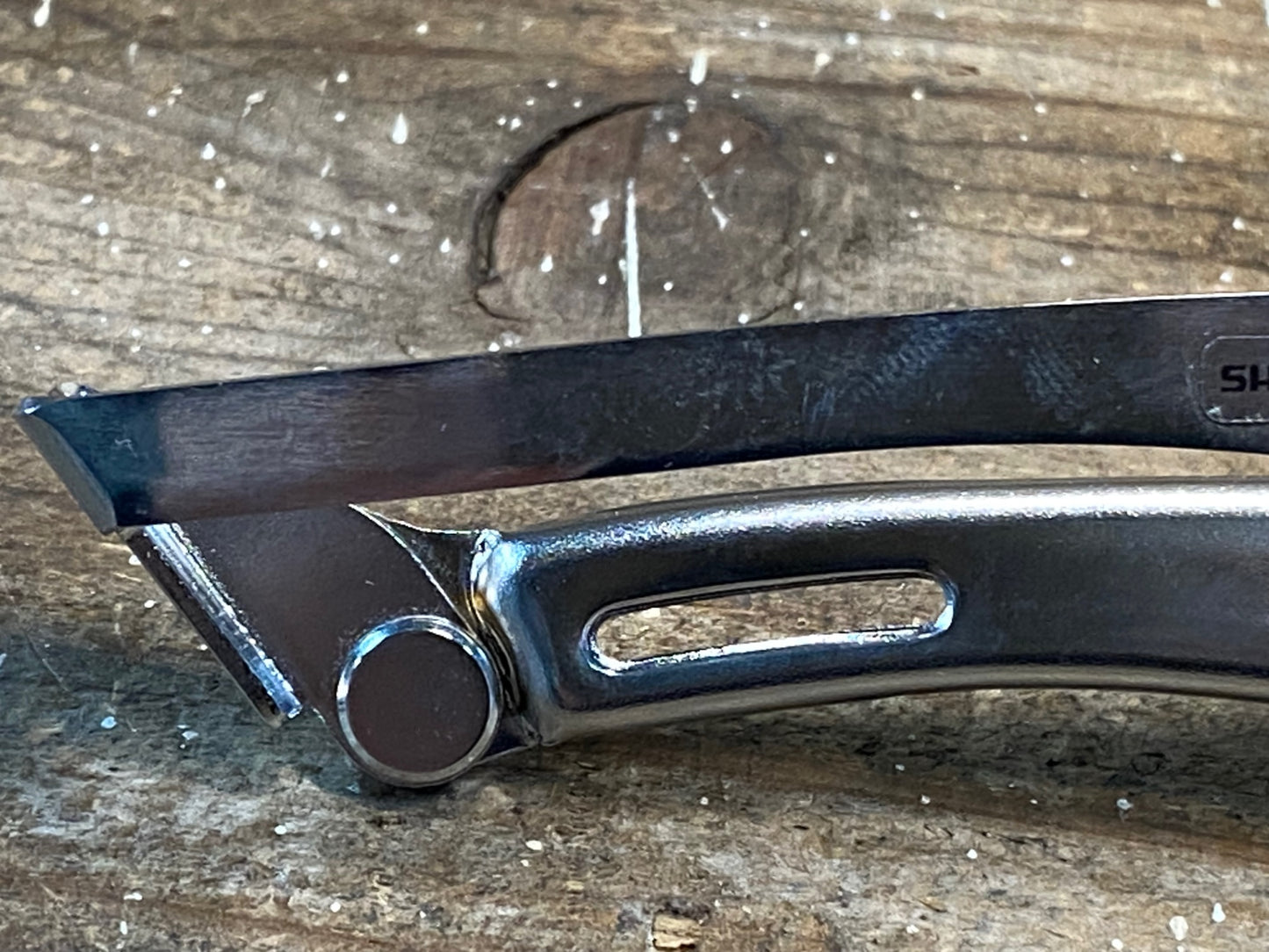 IR376 シマノ SHIMANO 105 FD-5700 フロントディレイラー 黒 Φ34.9