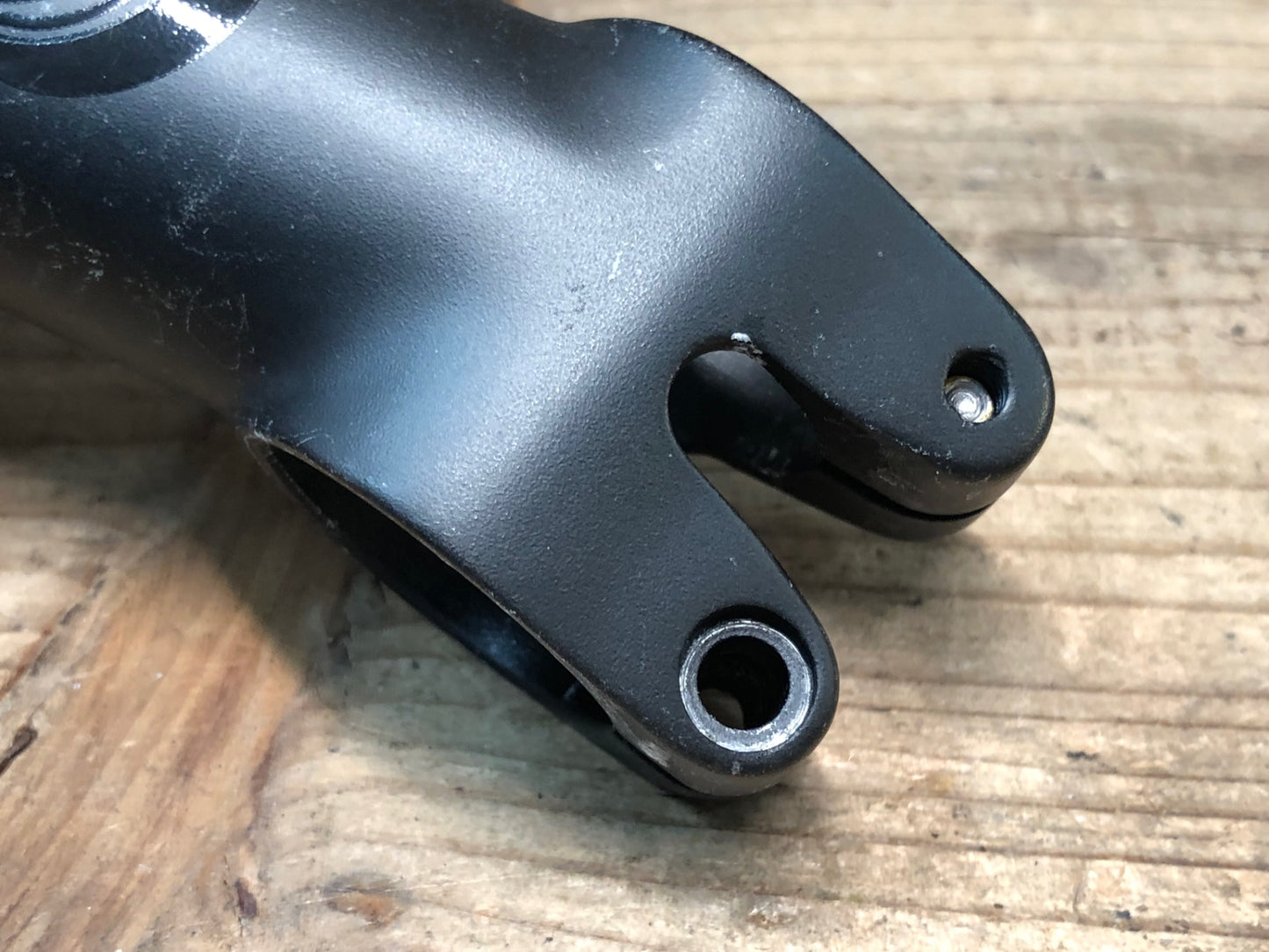 JA136 ワンバイエス OnebyESU アルミ ステム 90mm Φ31.8 OS 77° ※ボルト欠品