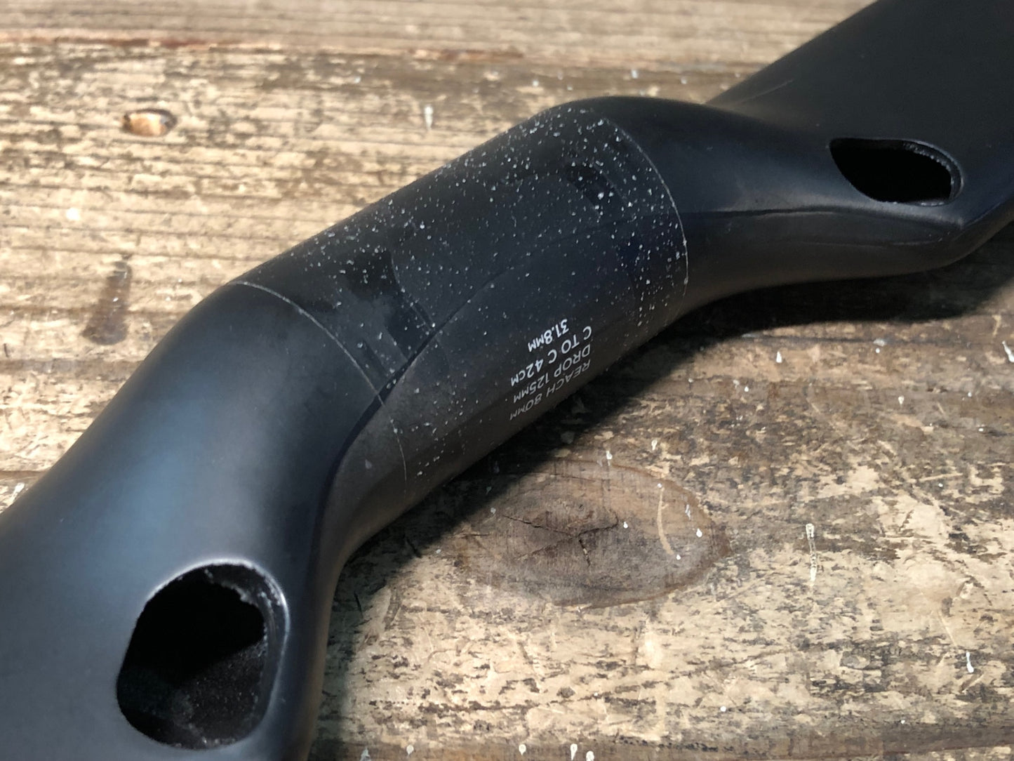 IZ714 イーストン EASTON EC70 AERO カーボン ドロップハンドル エンドC-C420mm Φ31.8 ※ステムクランプ部凹みのためジャンク