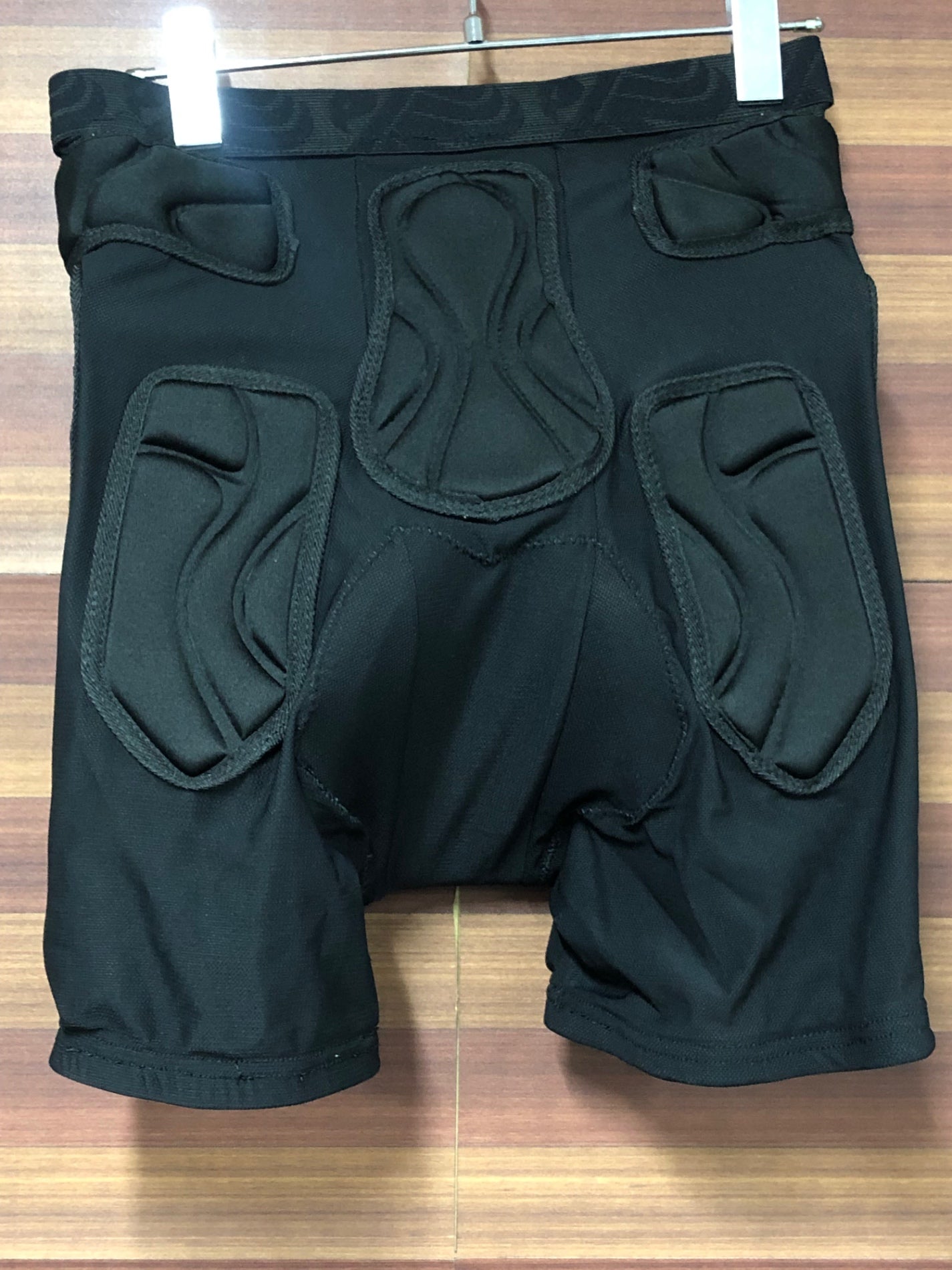 IN221 ブルーグラス Bluegrass Wolverine Protective サイクルパンツ 黒 M