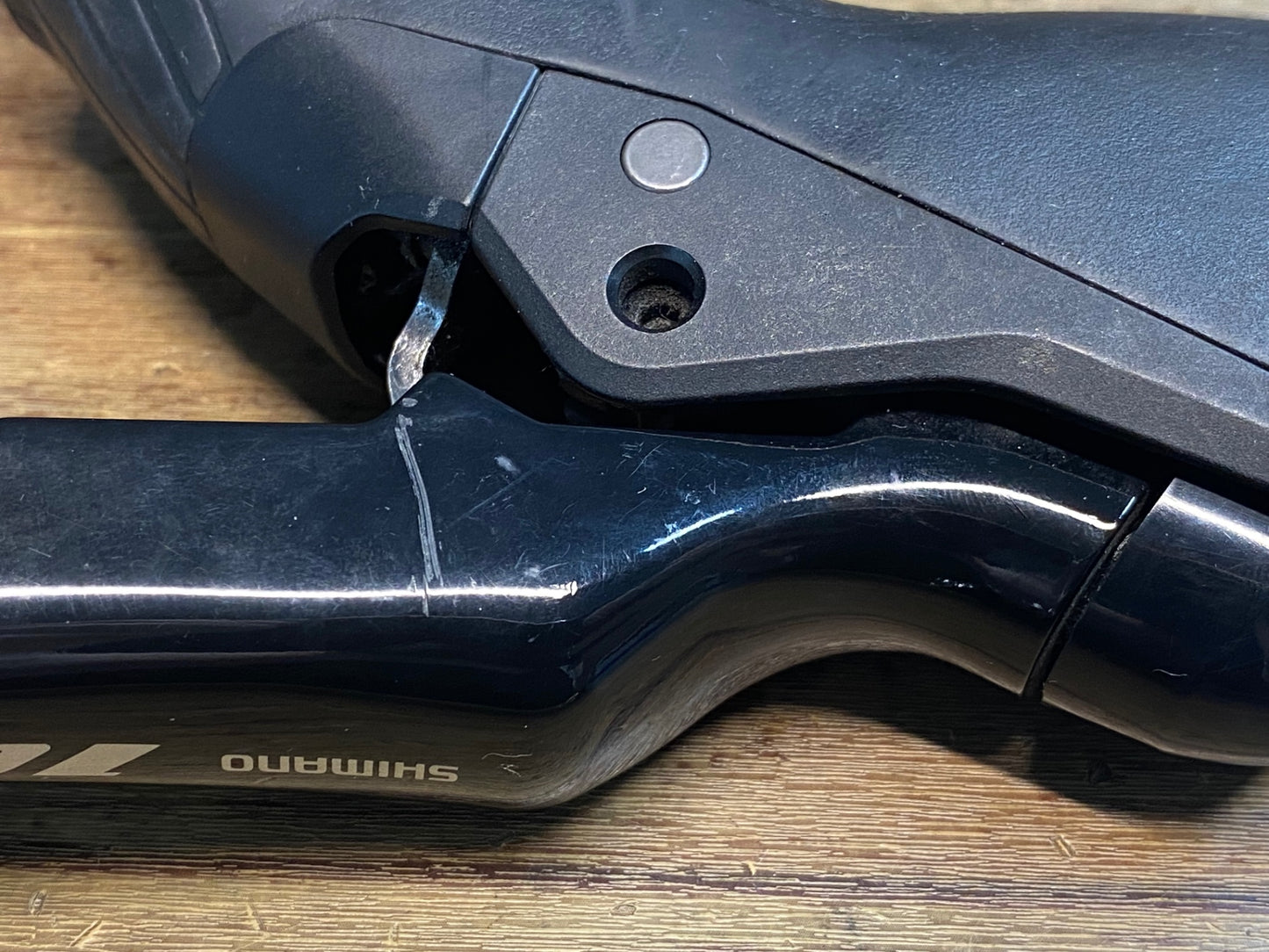 IY654 シマノ SHIMANO 105 ST-R7020 STIレバー 左 前期 2s 油圧