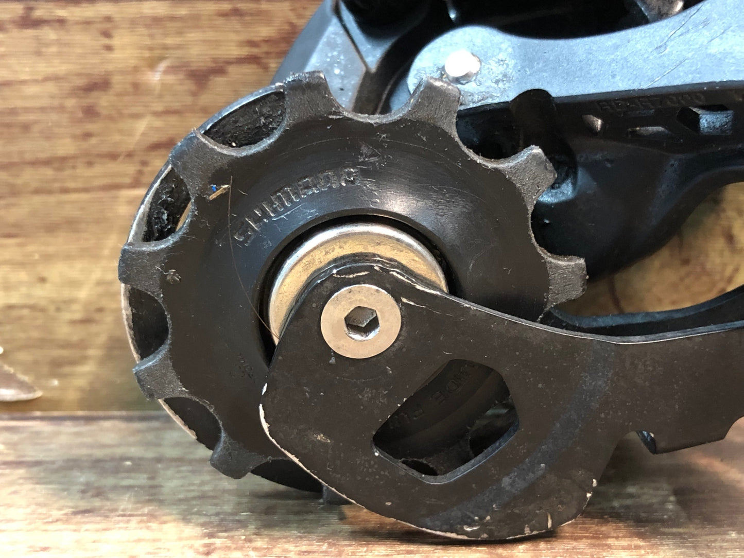 IA393 シマノ SHIMANO 105 RD-R7000 リアディレーラー SS 11S