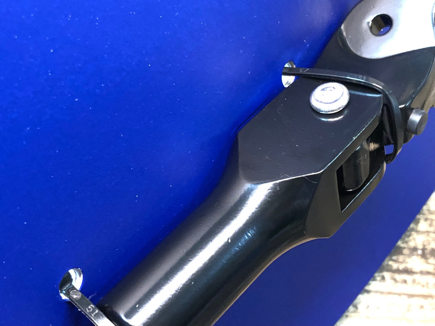 IV814 ジャイアント GIANT ESCAPE QR KICKSTAND スタンド