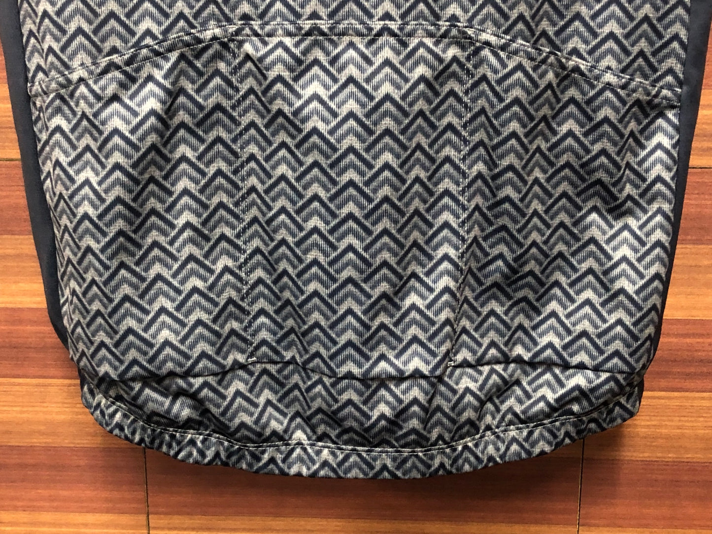 IO227 カペルミュール kapelmuur 半袖サイクルジャージ グレー紺 L