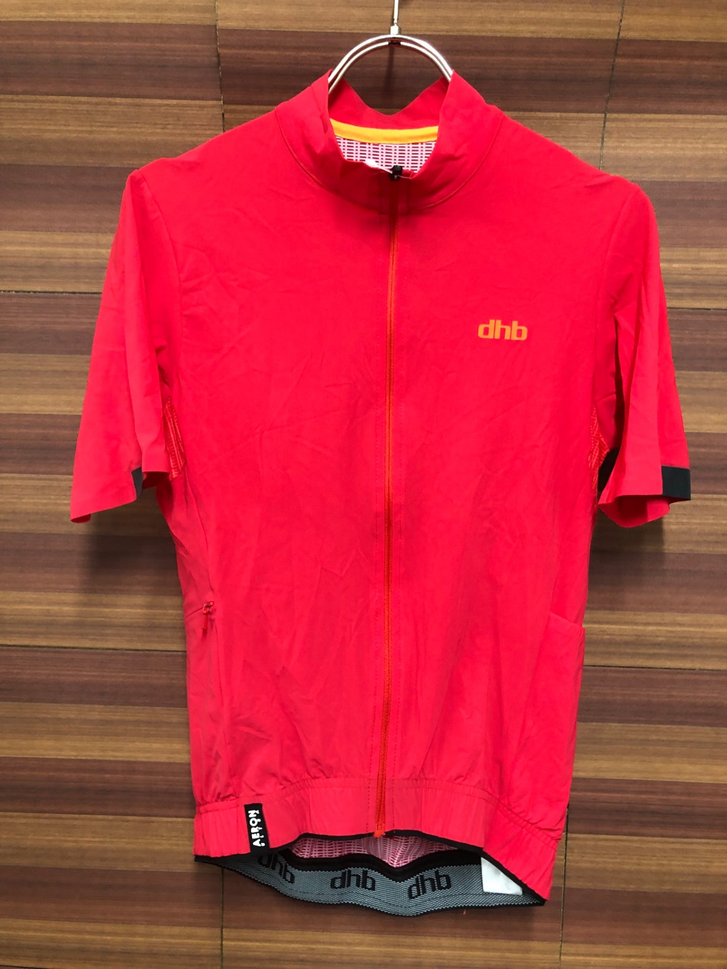 IU231 dhb AERON ULTRA 半袖 サイクルジャージ 赤 XS