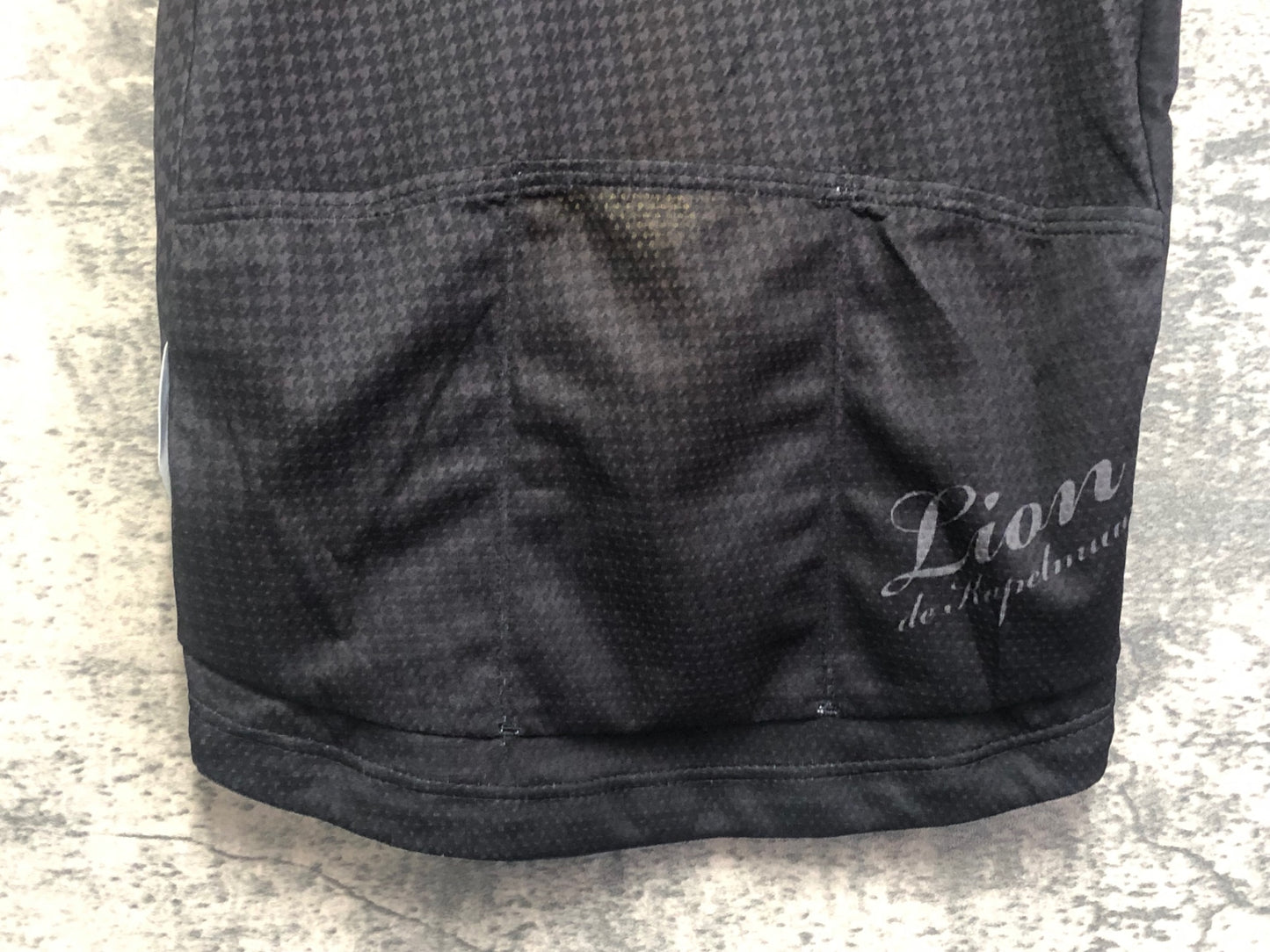 IW595 リオンドカペルミュール Lion de KAPELMUUR 半袖 サイクルジャージ 黒 Ｓ