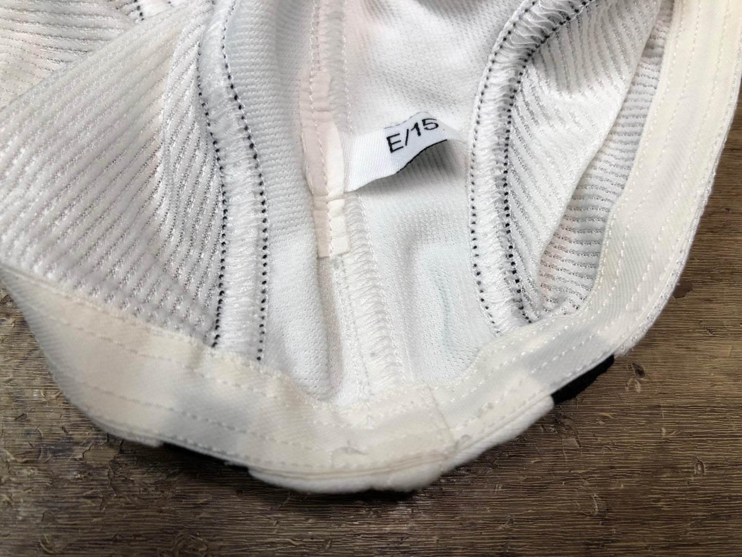 IN382 アソス Assos ビーニーキャップ 白