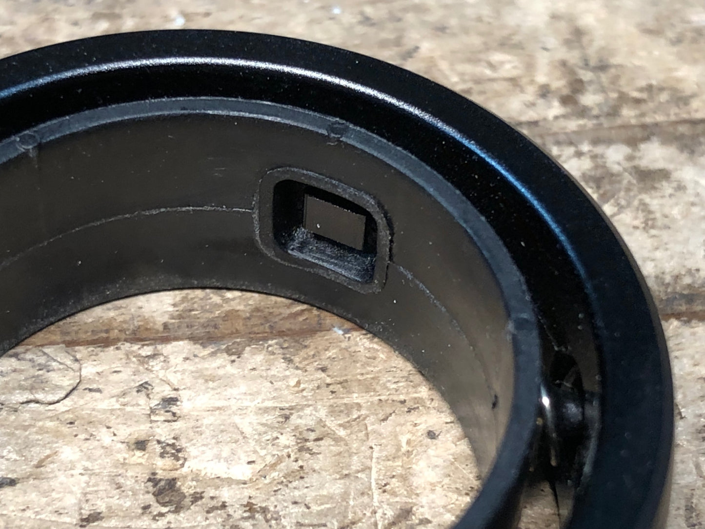 IN669 ノグ knog オイ Oi ベル Φ31.8 黒