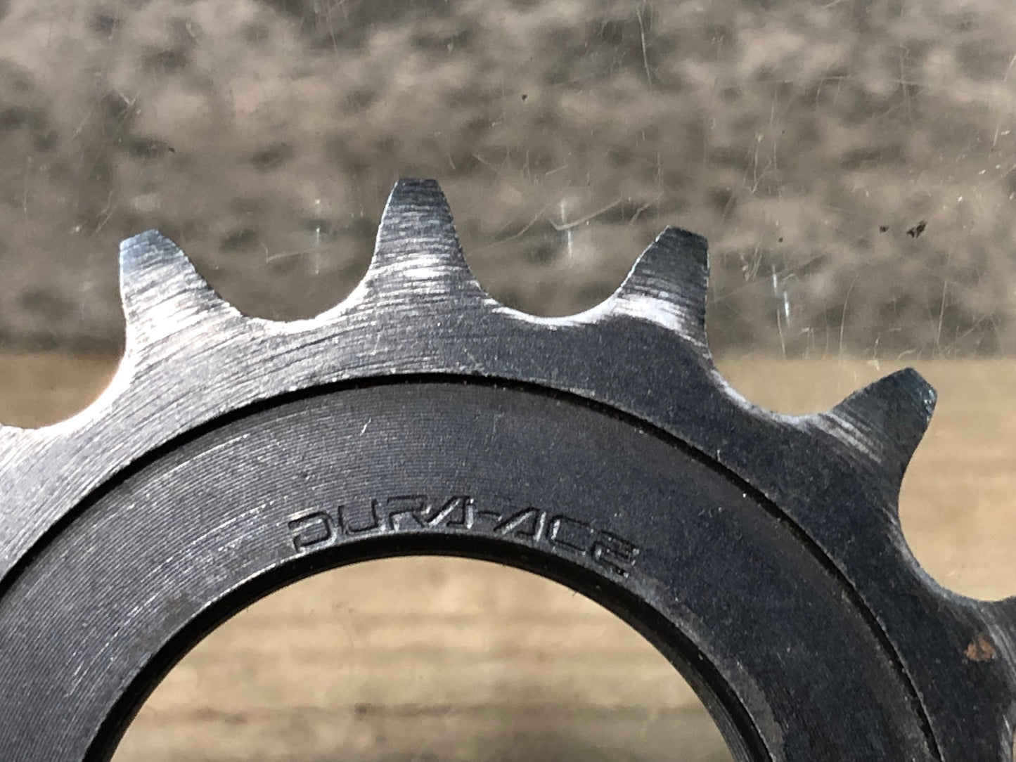 IU343 シマノ SHIMANO デュラエース DURA-ACE NJS シングル コグ トラック 16T