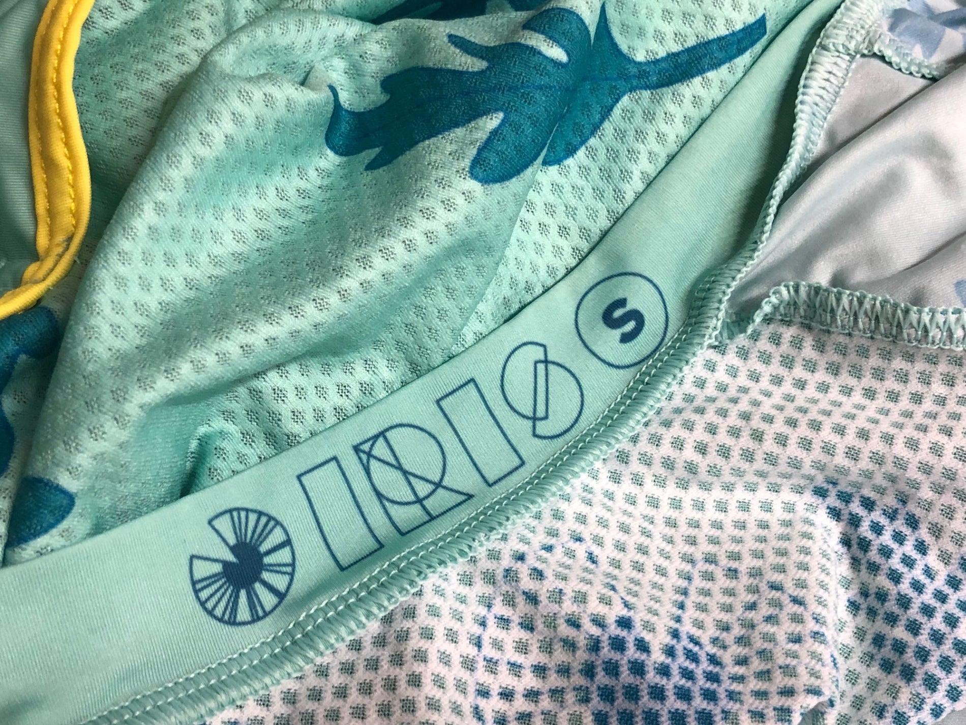 BRIKO サイクルジャージ 水色 半袖