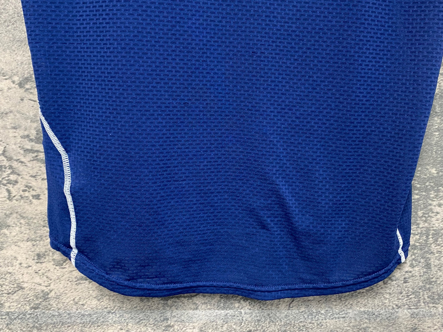 IZ068 パールイズミ PEARL iZUMi ノースリーブ メッシュ ベースレイヤー 紺 L