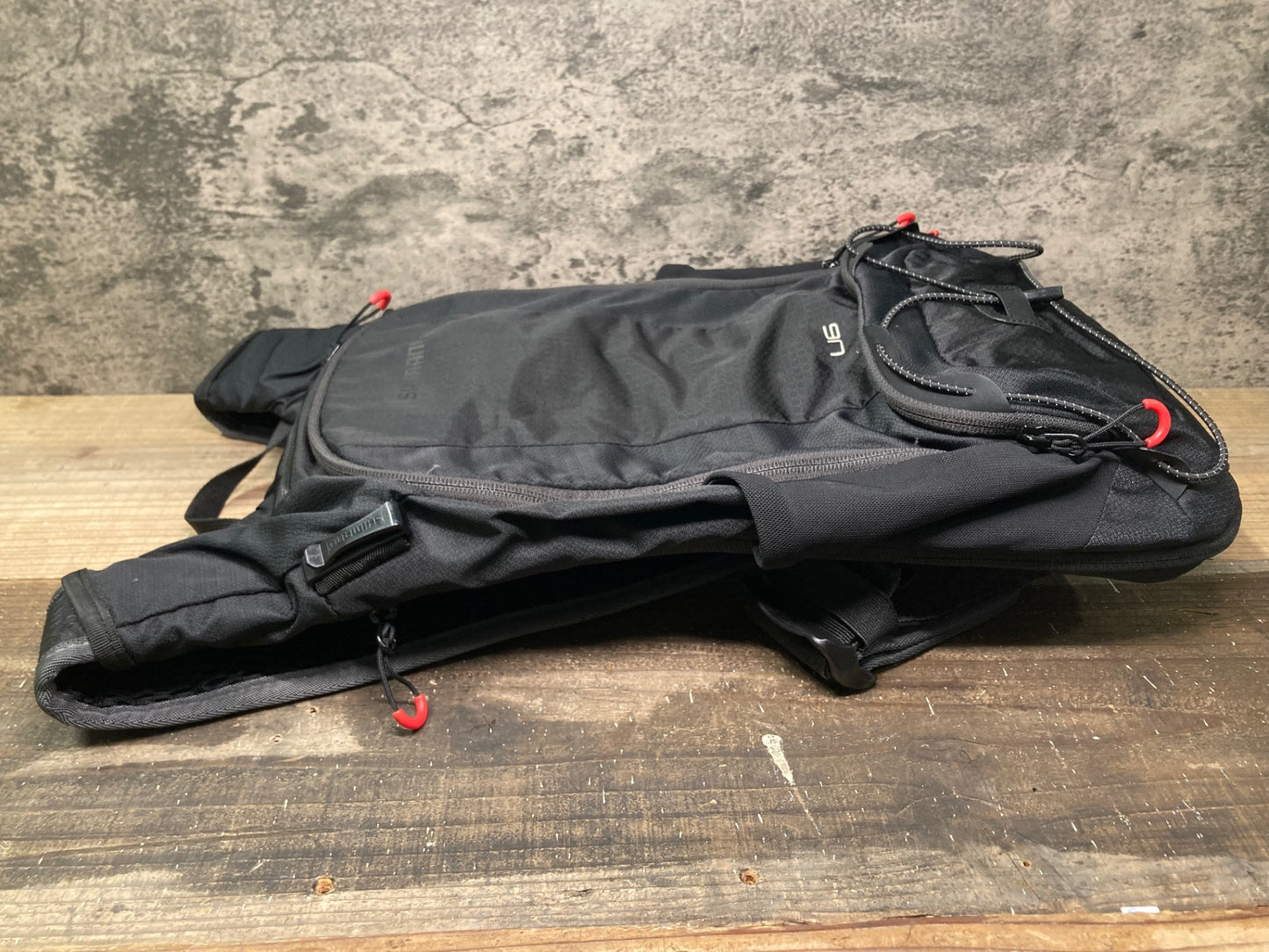 IO729 シマノ SHIMANO U6 リュック バックパック 黒