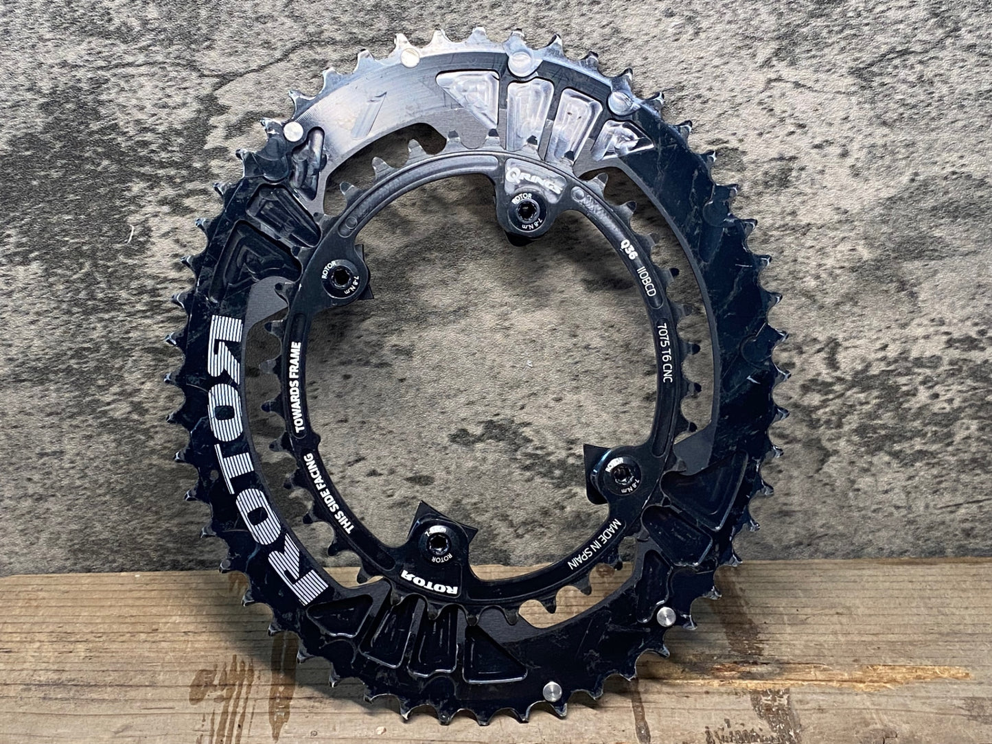 IX807 ローター ROTOR Q RINGS チェーンリング 52/36T 4H