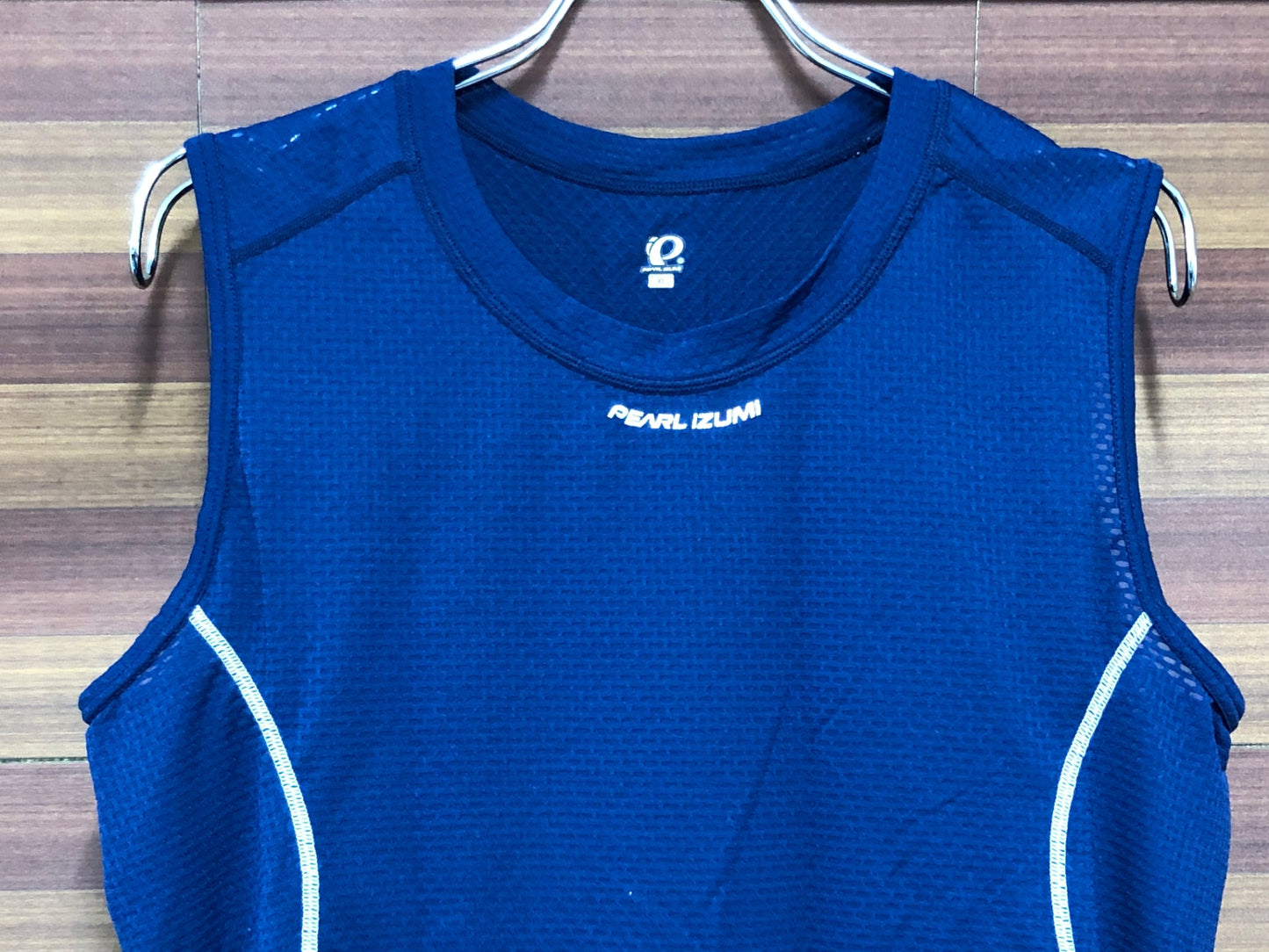 IQ855 パールイズミ PEARL iZUMi ノースリーブ べースレイヤー 青 L