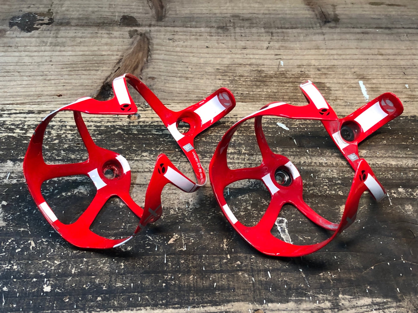 IU029 ボントレガー Bontrager XXX カーボン ボトルケージ 赤 2個セット