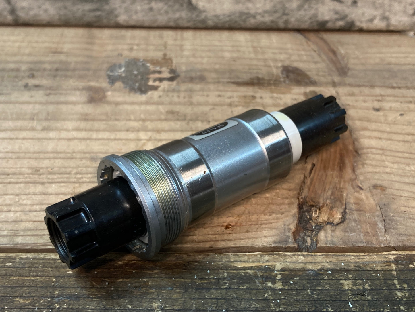 IS194 シマノ SHIMANO BB-ES51 ボトムブラケット オクタリンク