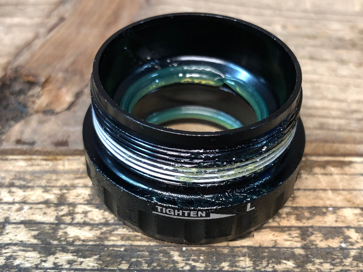 IW143 シマノ SHIMANO XTR SM-BB93 ボトムブラケット