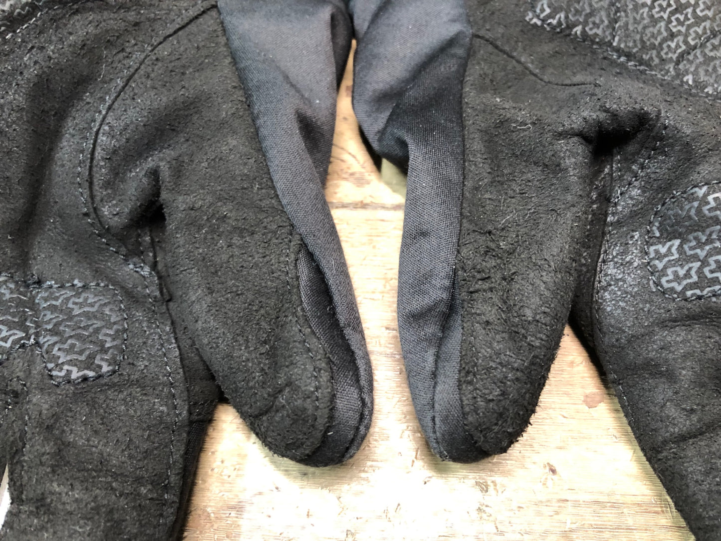 IN378 アソス Assos 長指 サイクルグローブ 黒 S