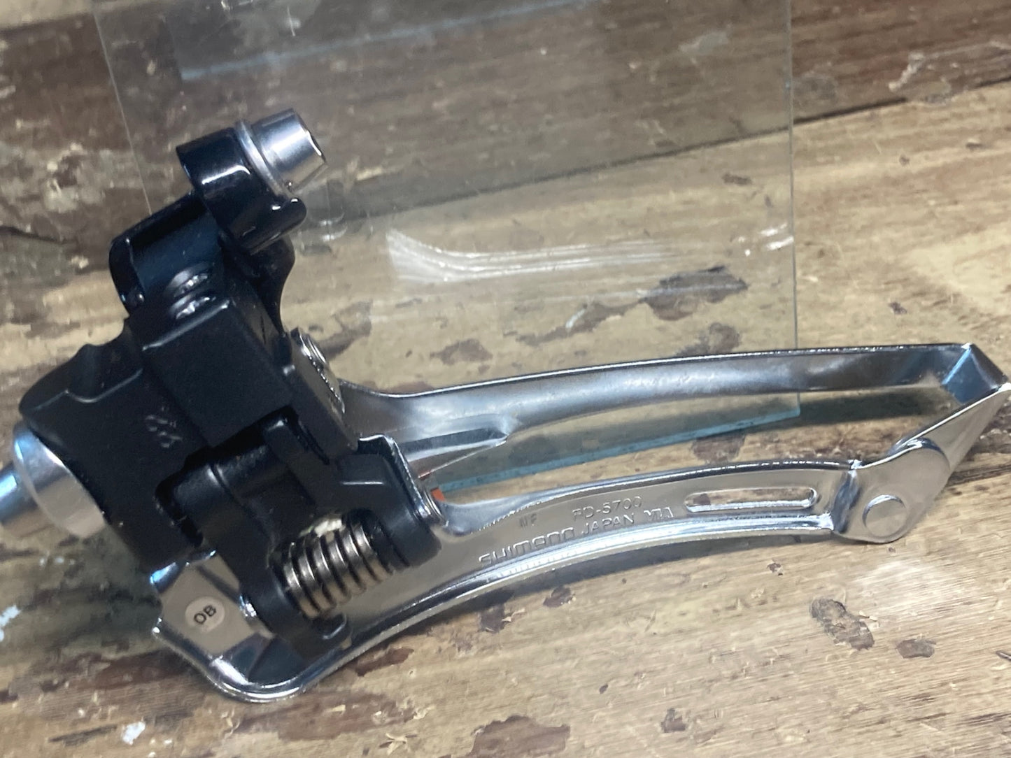 IH447 シマノ SHIMANO 105 FD-5700 フロントディレイラー 直付